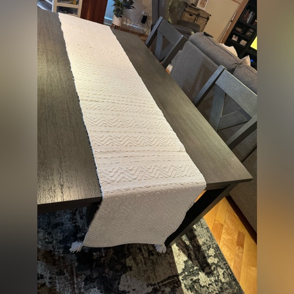 Cream Chunky Woven/Textured Table Runner - Picture 2 of 4